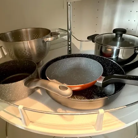 Blue Rooster - Free Parking Space *