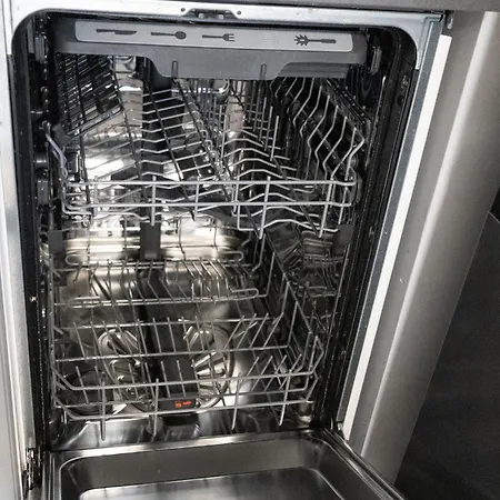 Blue Rooster - Free Parking Space Apartman