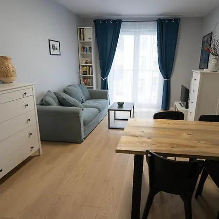 Blue Rooster - Free Parking Space Apartman